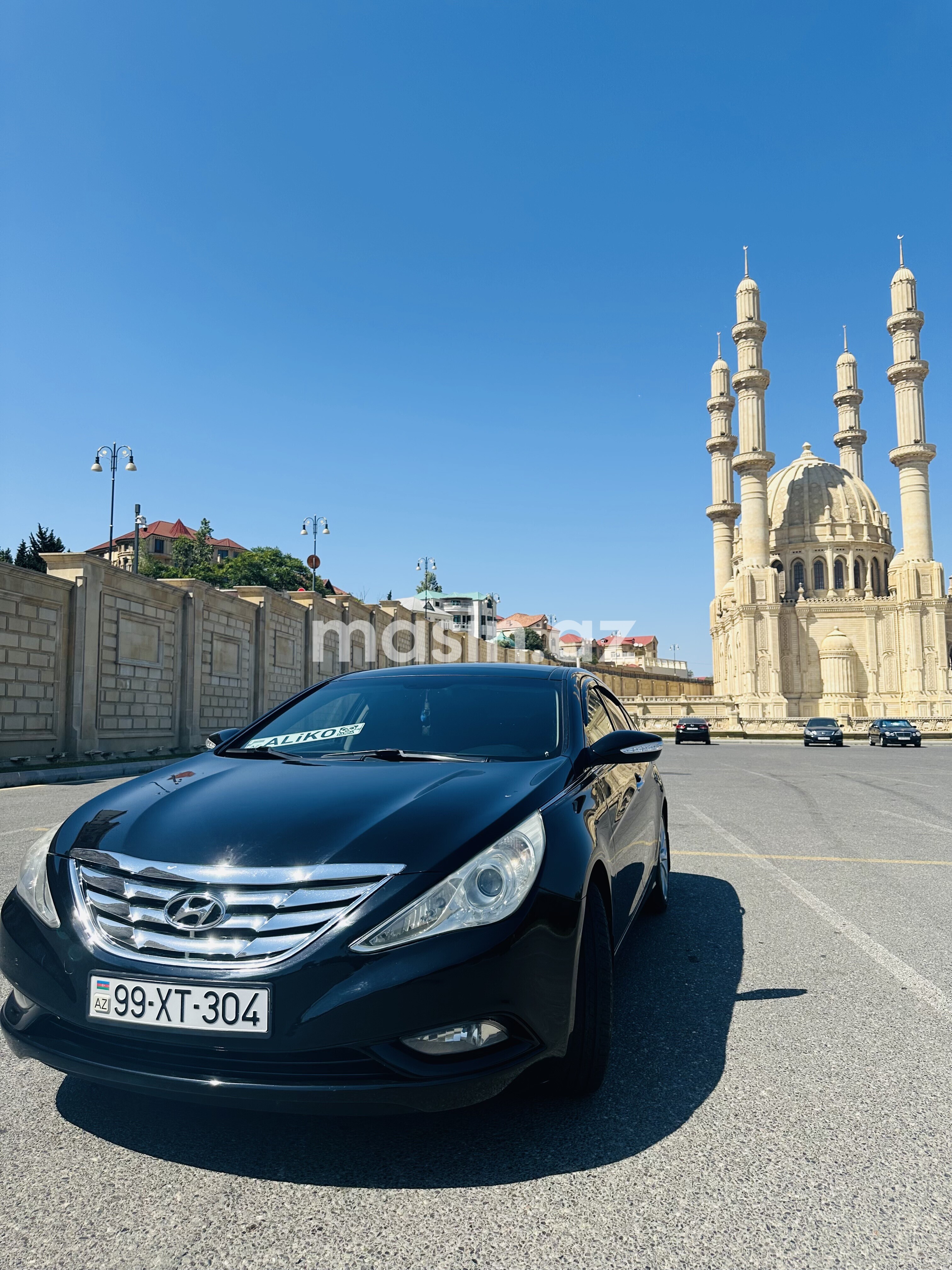 Hyundai Sonata background